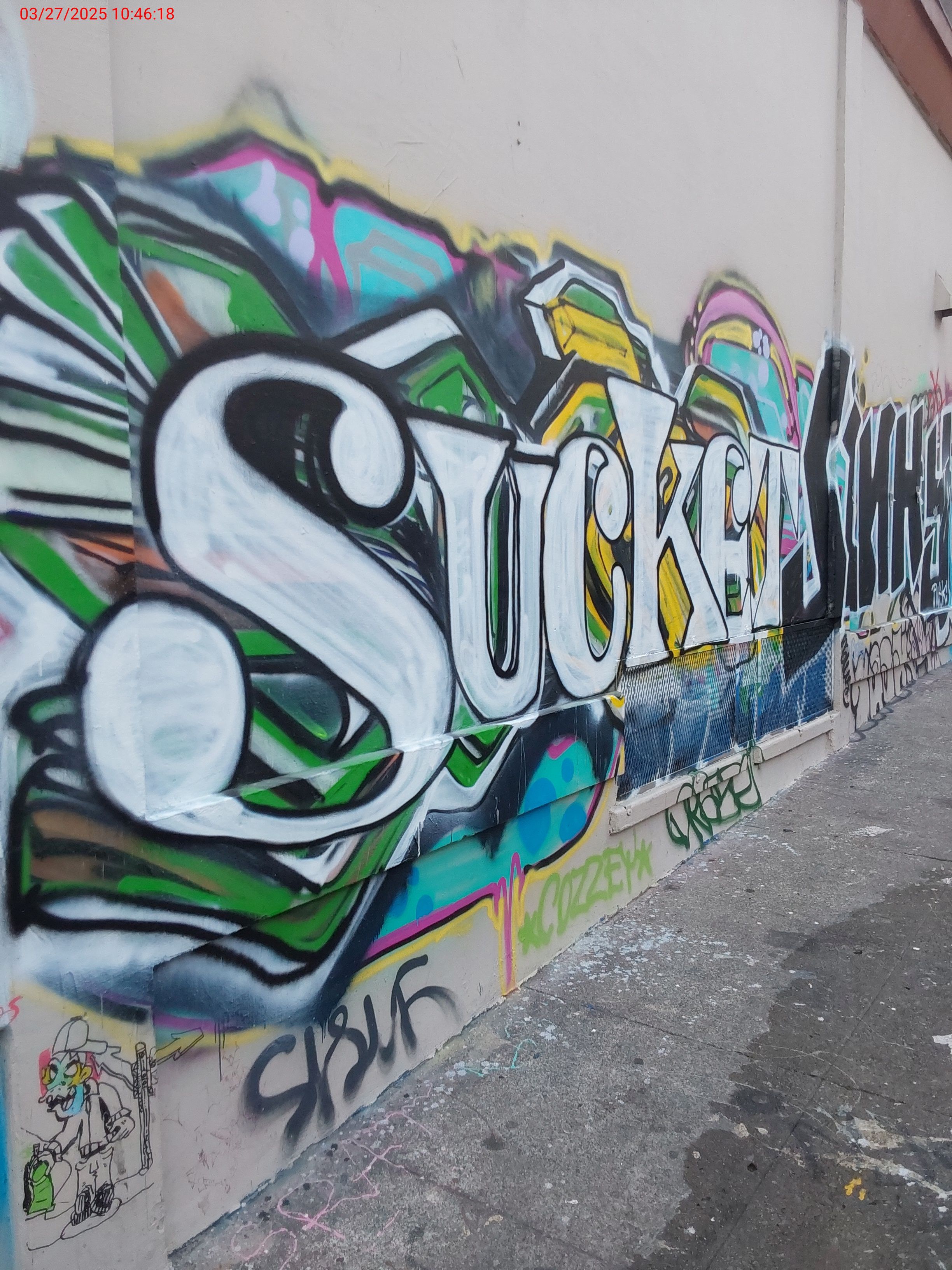 Graffiti at 825 POLK ST