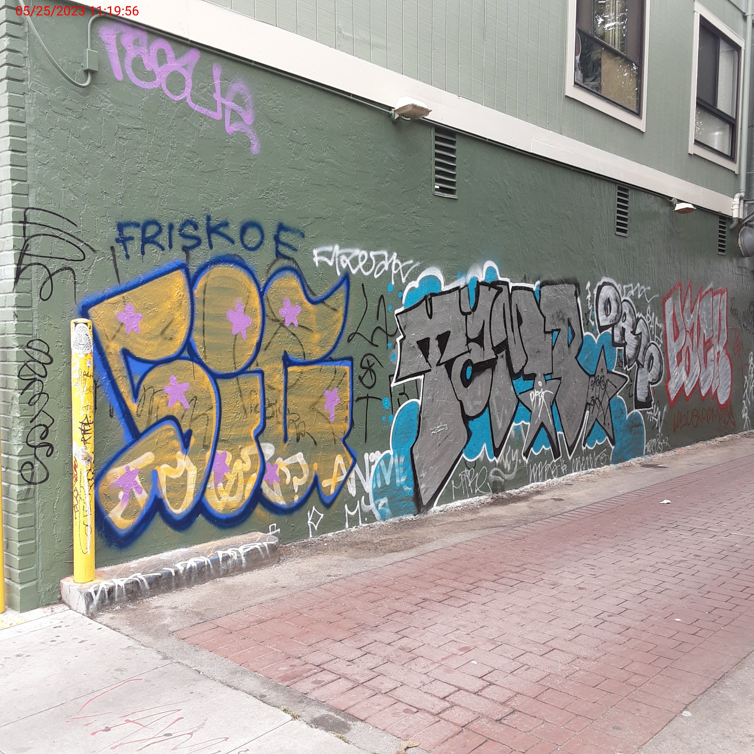 Graffiti at 3376 25TH ST