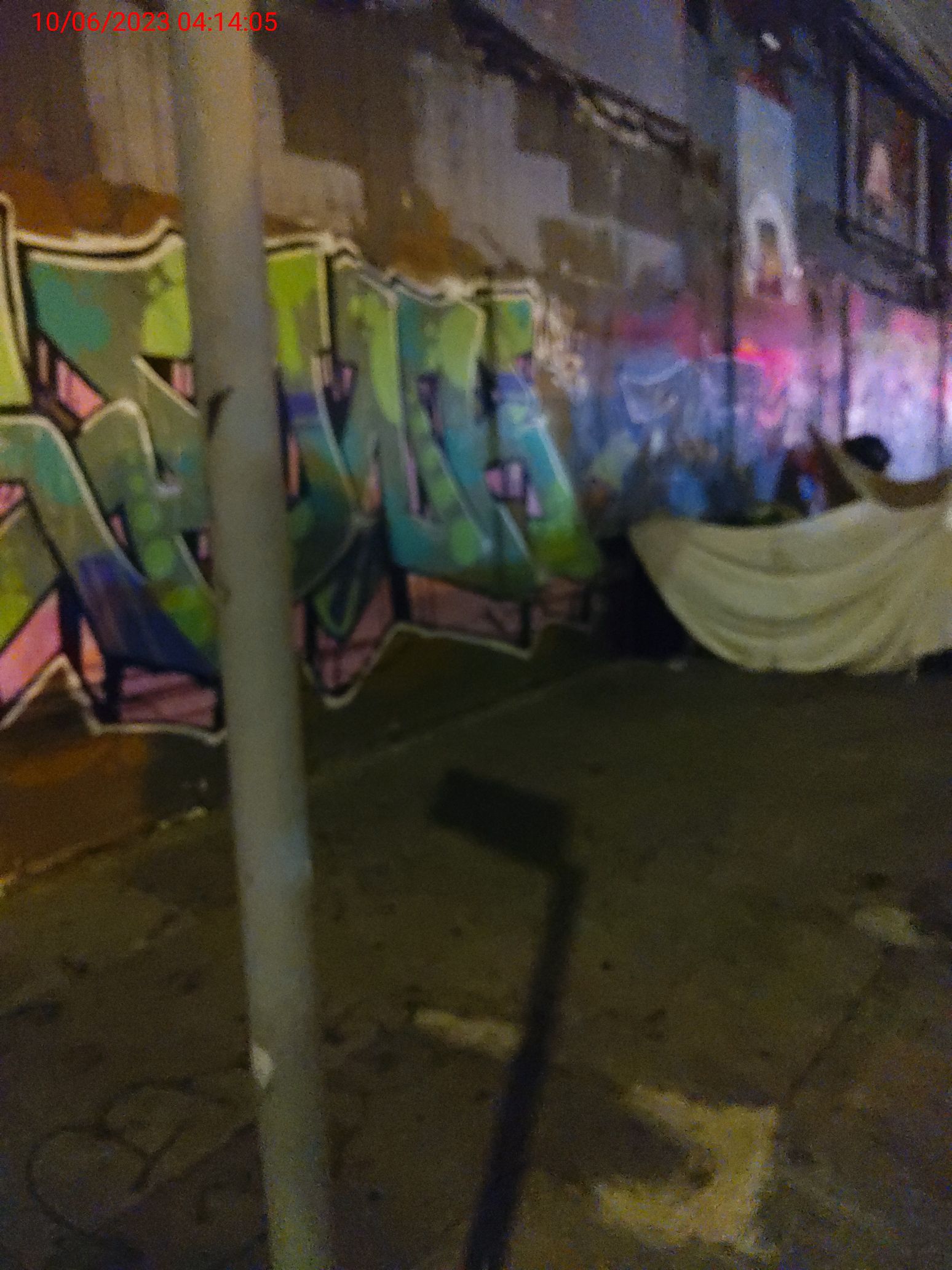 Graffiti at 2205 Mission St