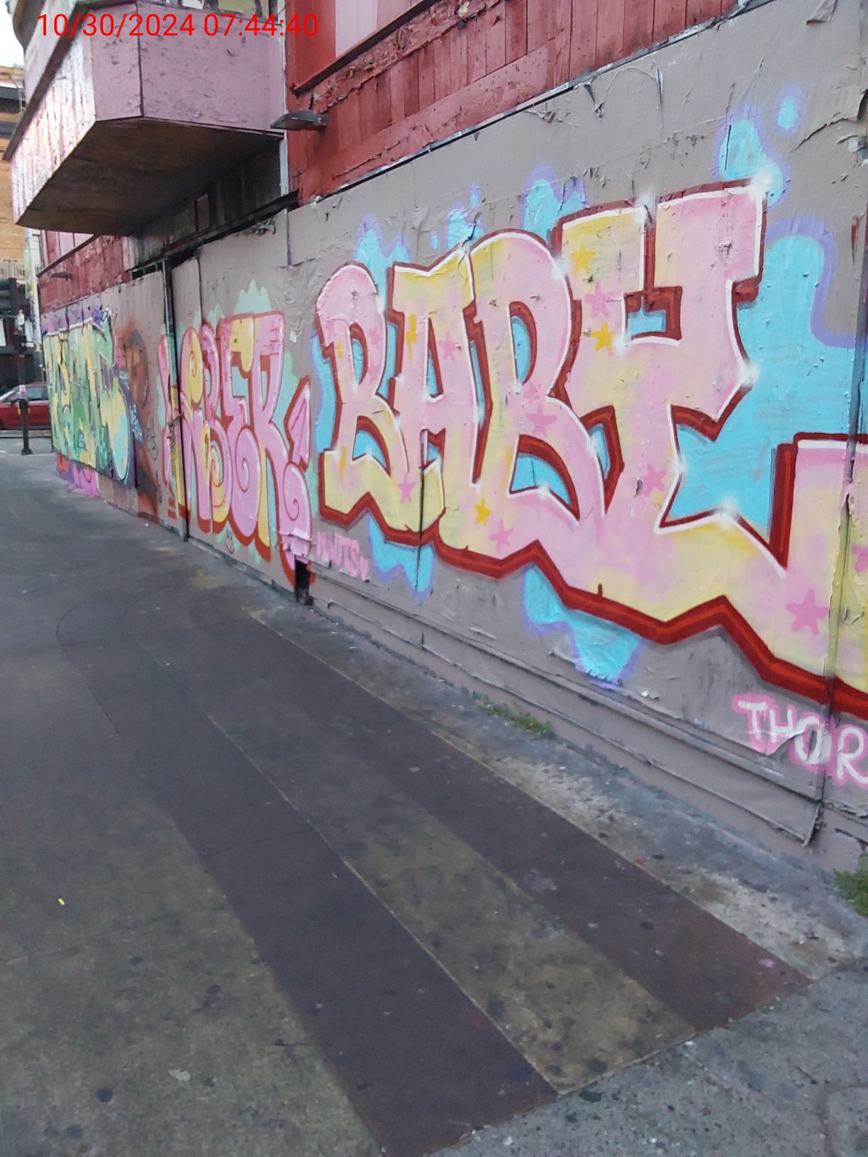 Graffiti at 2205 Mission St