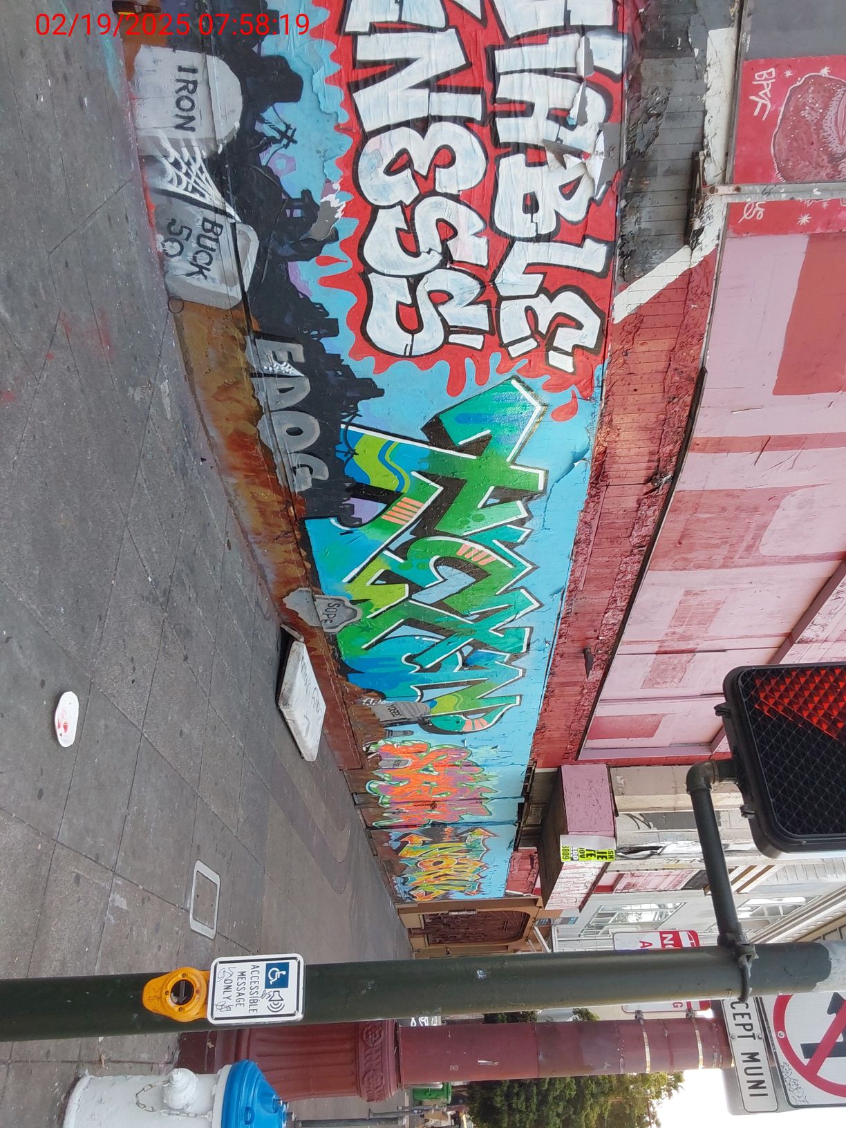 Graffiti at 2205 Mission St