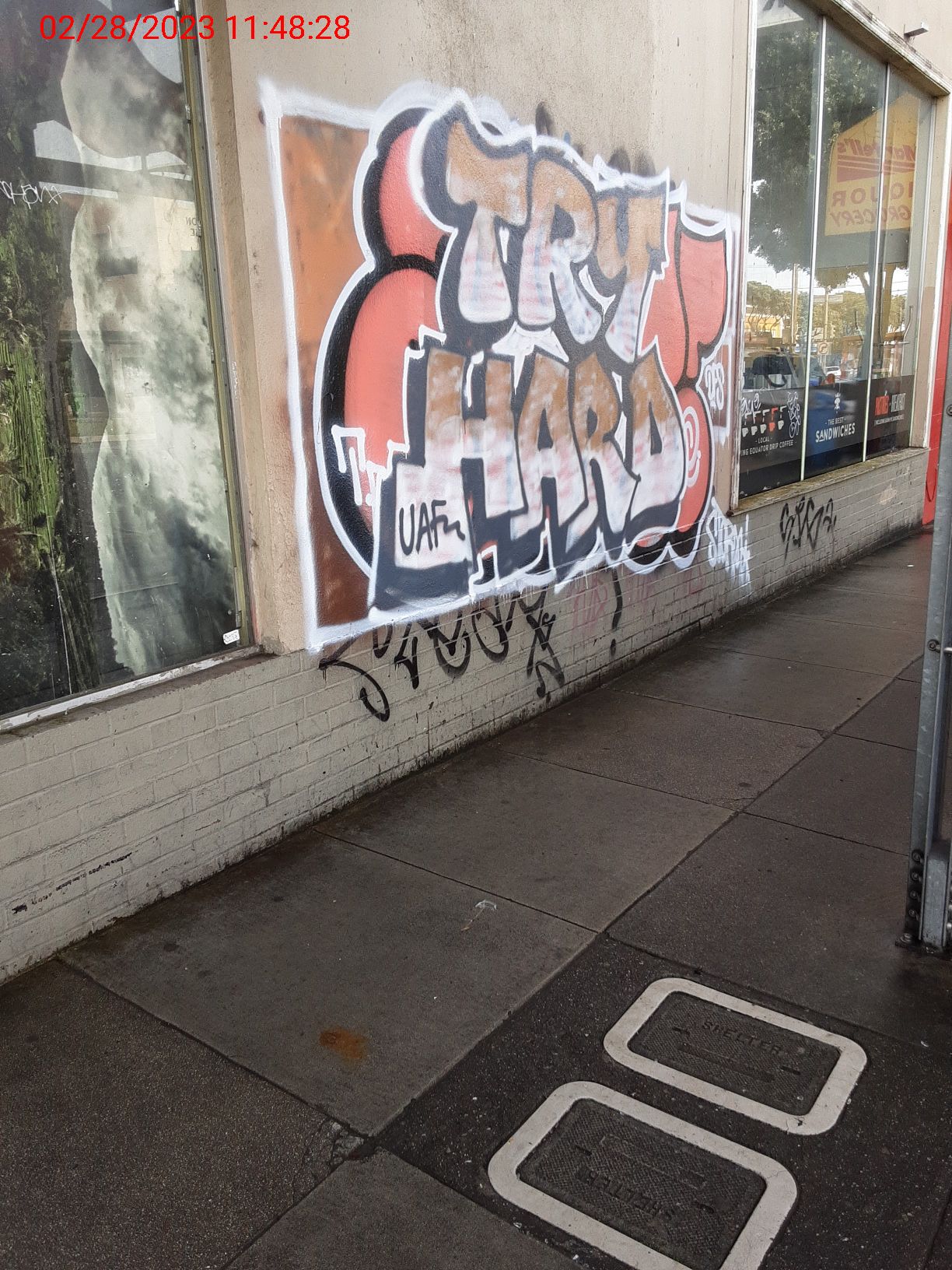 Graffiti at 5601 GEARY BLVD