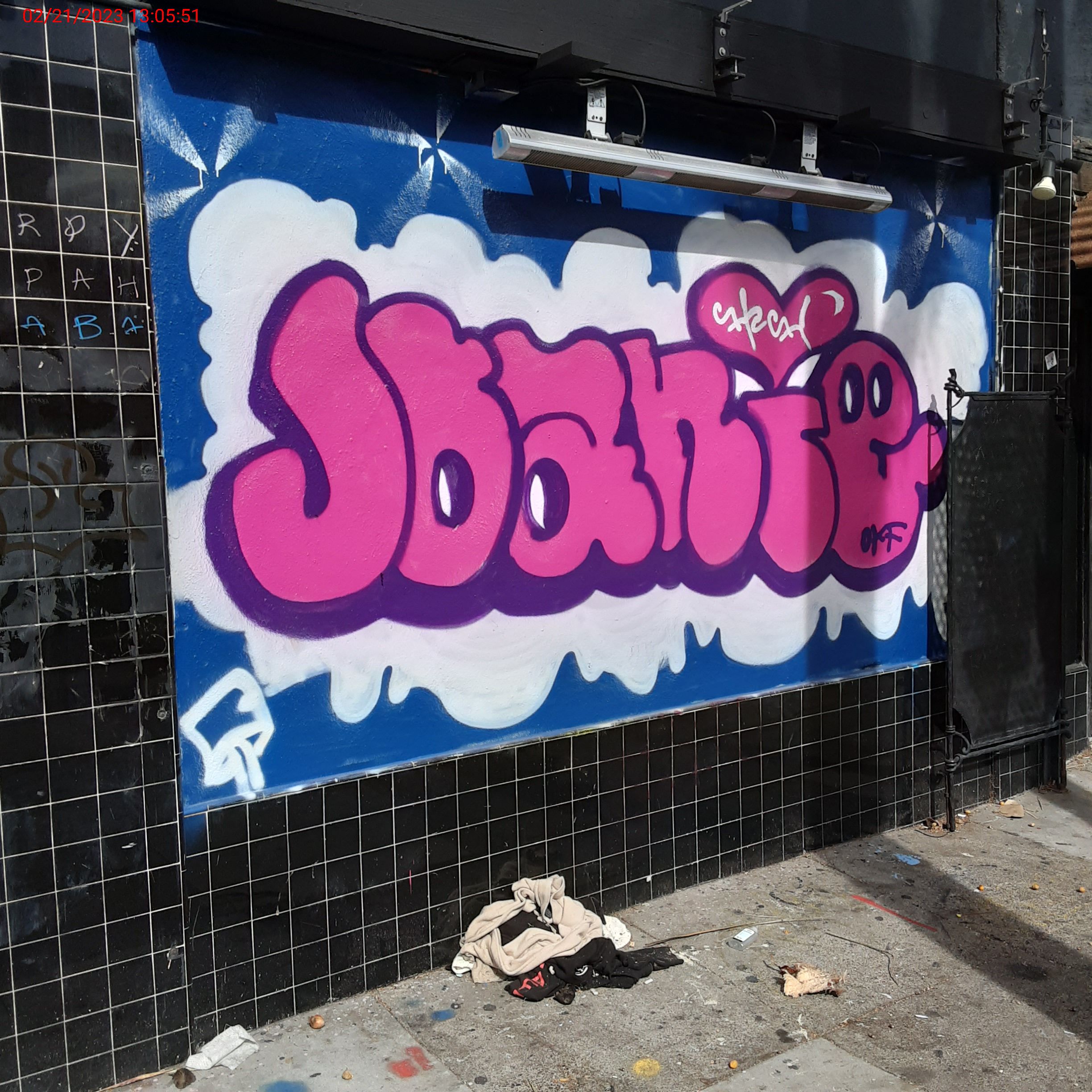 Graffiti at 2199 MISSION ST