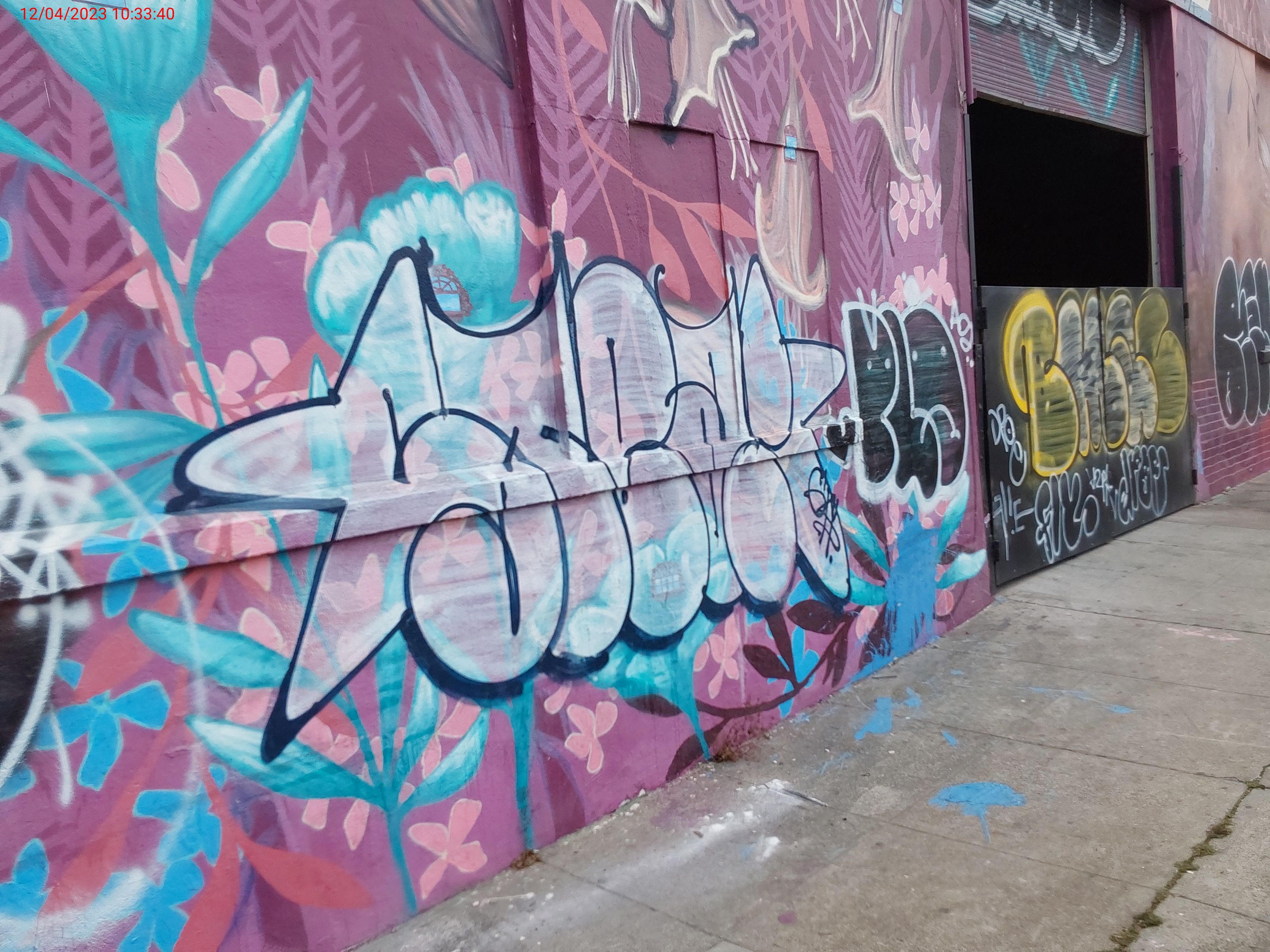 Graffiti at 4049 03RD ST