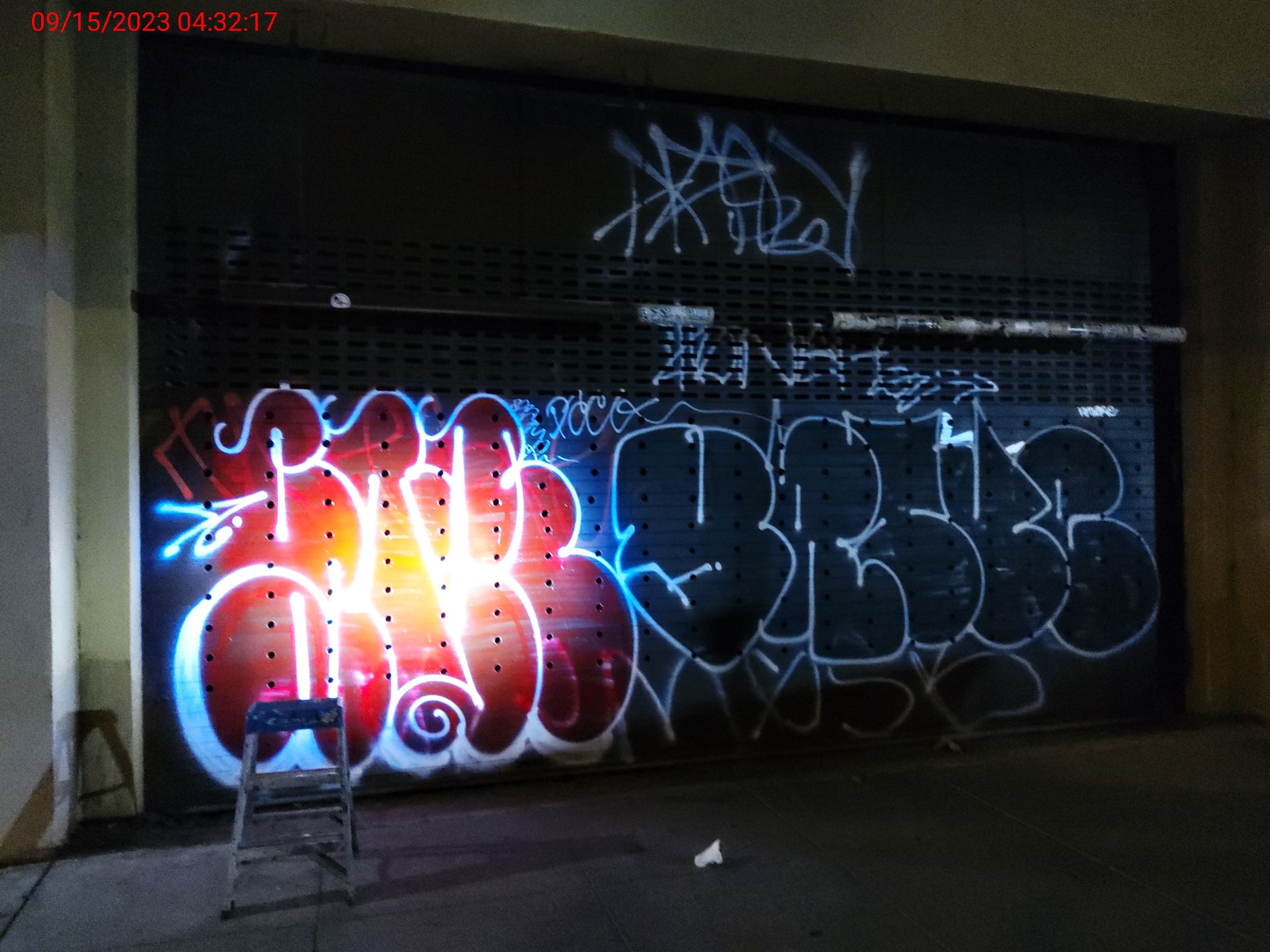 Graffiti at 2200 MISSION ST