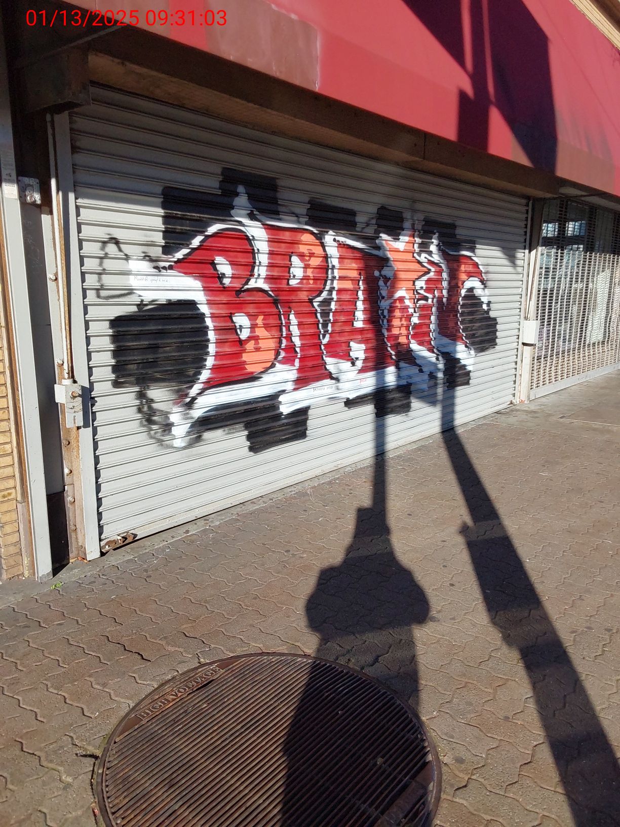 Graffiti at 1539 FILLMORE ST