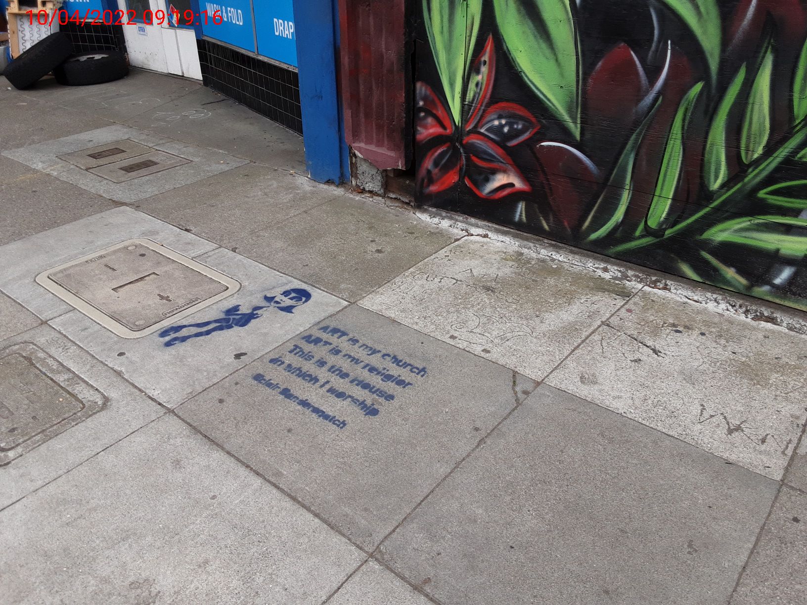 Graffiti at 1751 FULTON ST