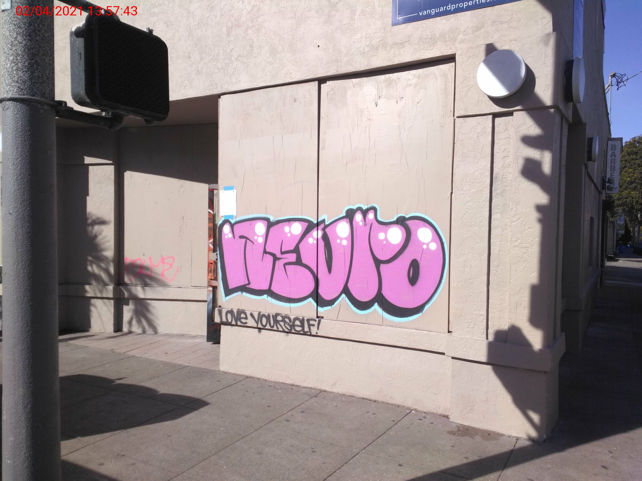 Graffiti at 1900 IRVING ST