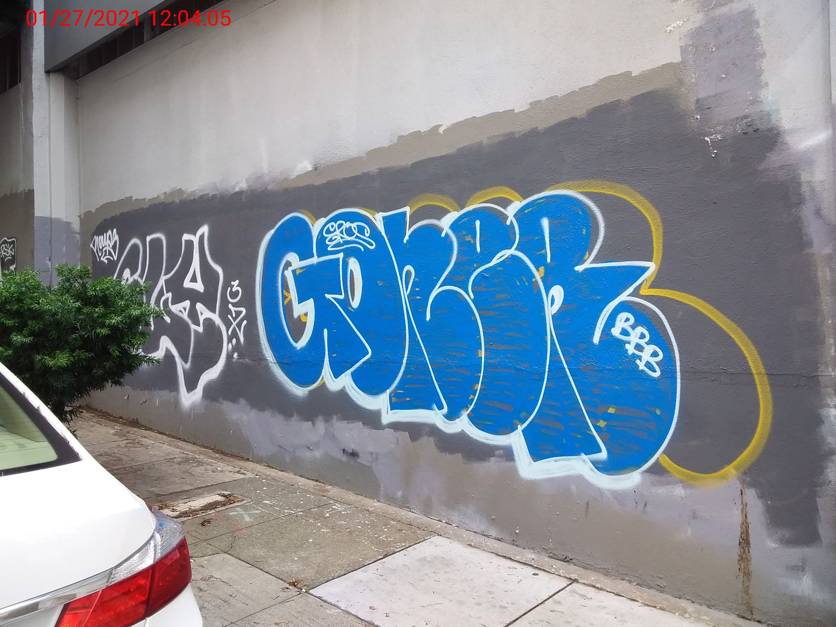 Graffiti at 1499 FRANKLIN ST