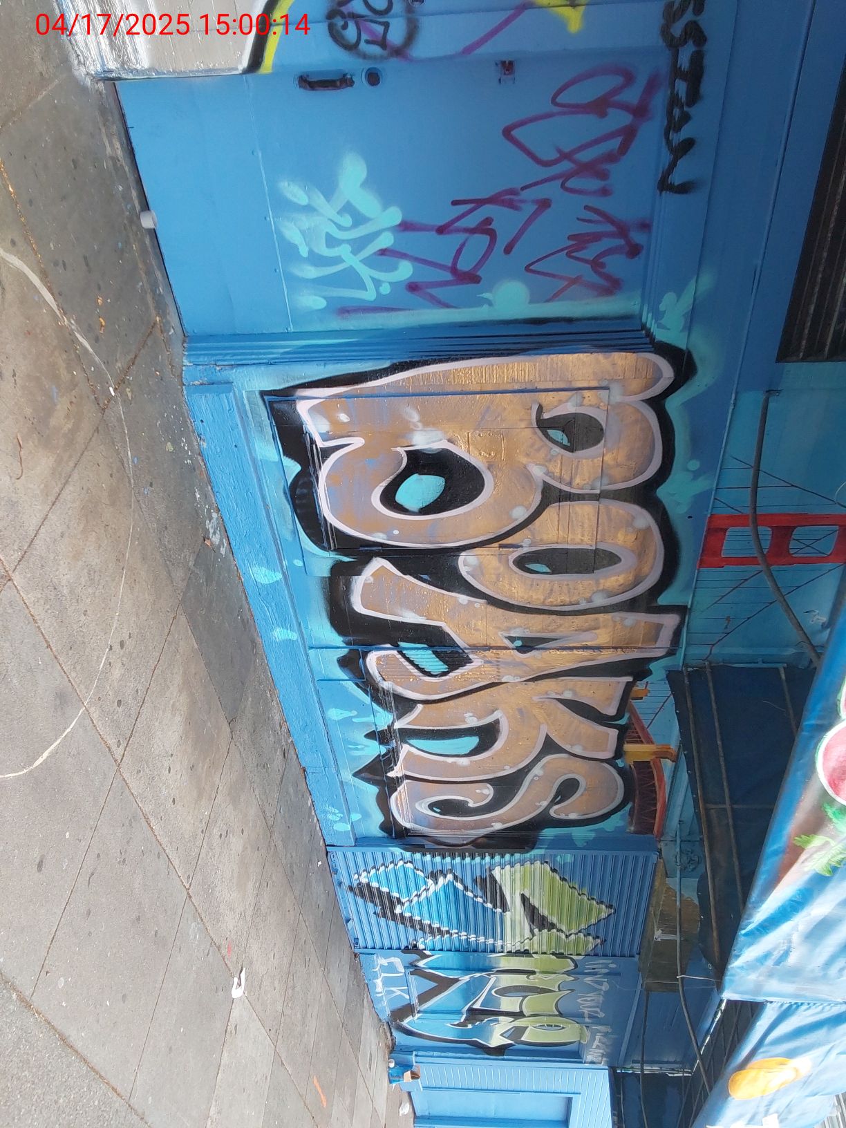 Graffiti at 2704 MISSION ST