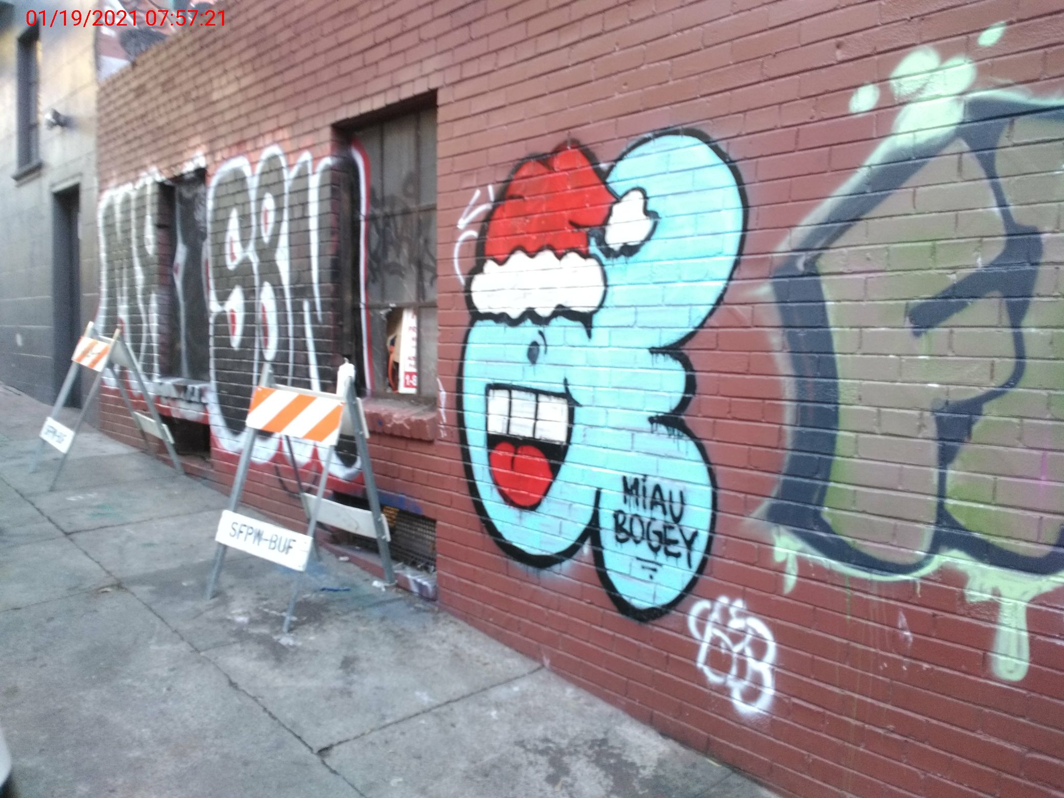 Graffiti at 266 WILLOW ST