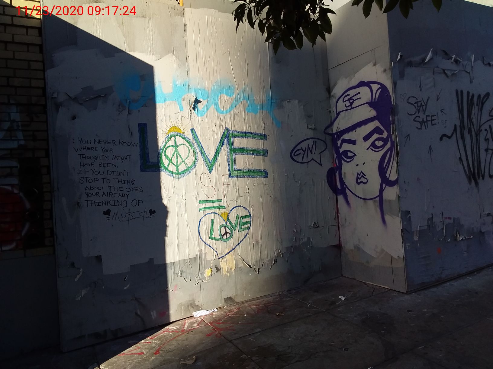 Graffiti at 815 OFARRELL ST