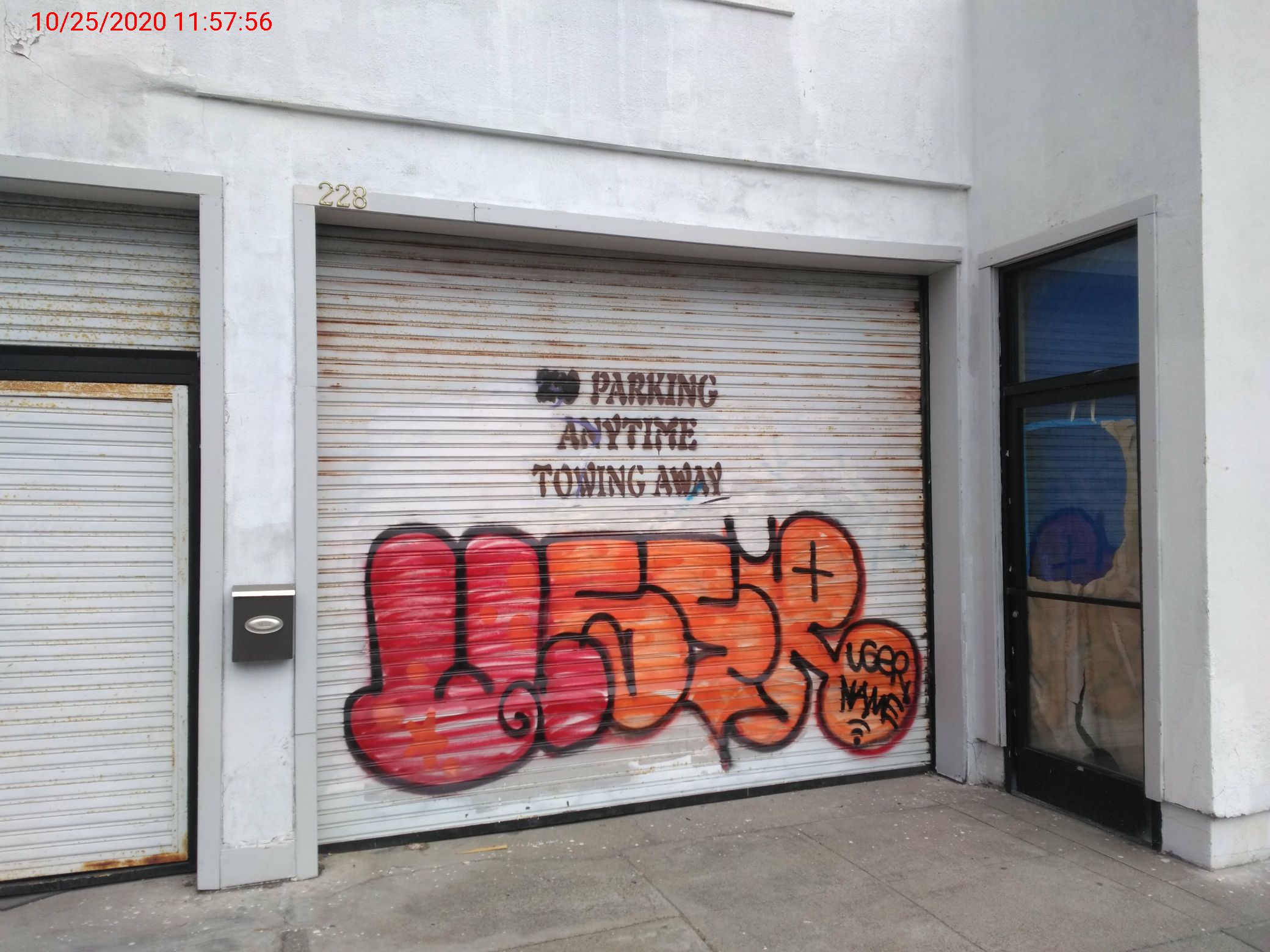 Graffiti at 228 BALBOA ST