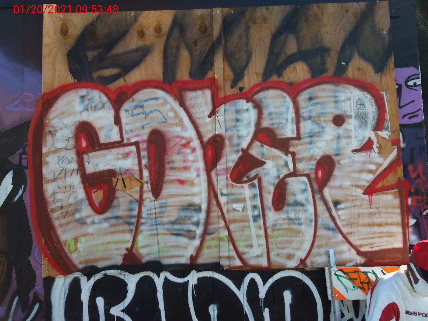 Graffiti at 894 GEARY ST