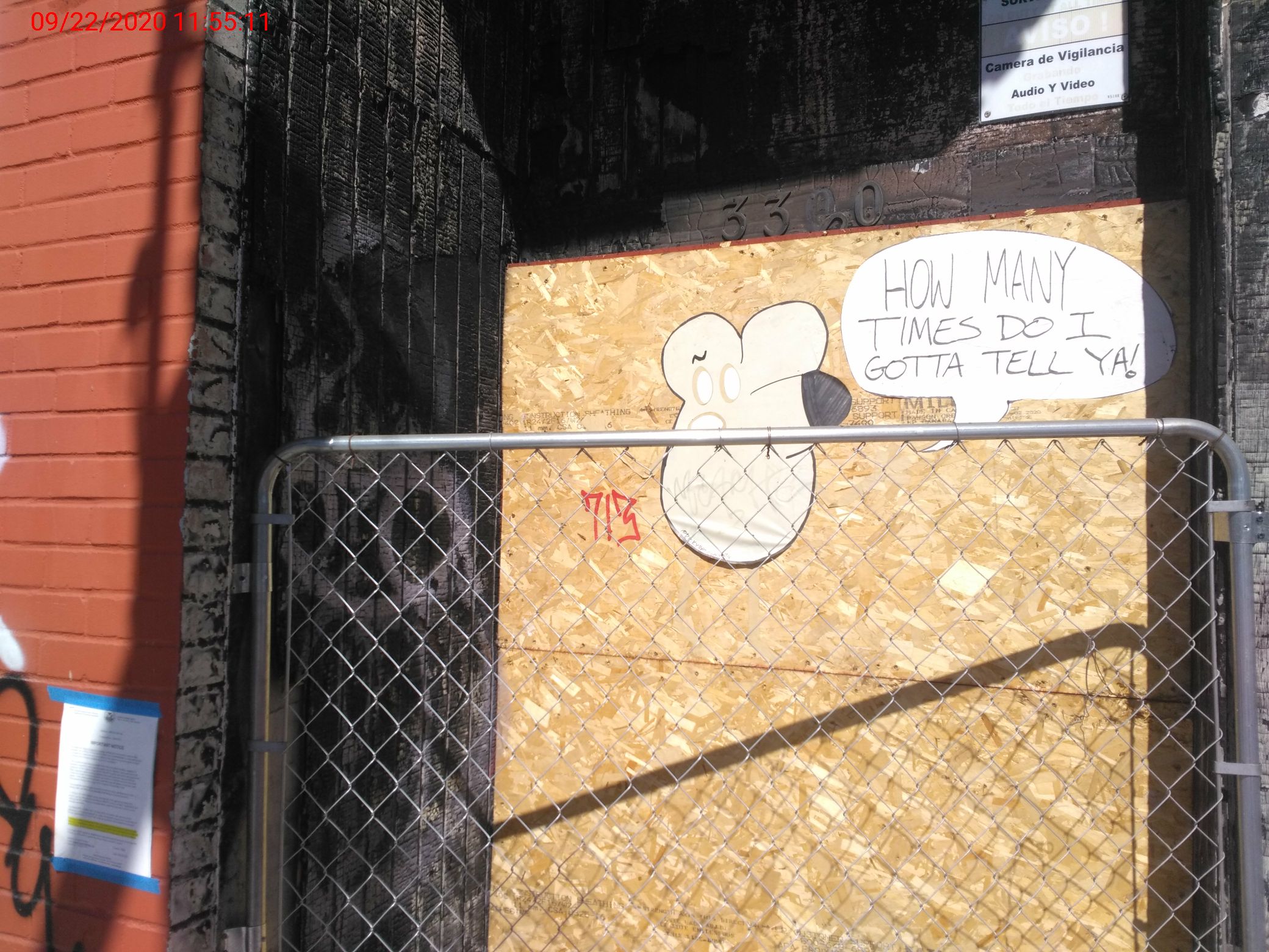 Graffiti at 3300 GEARY BLVD