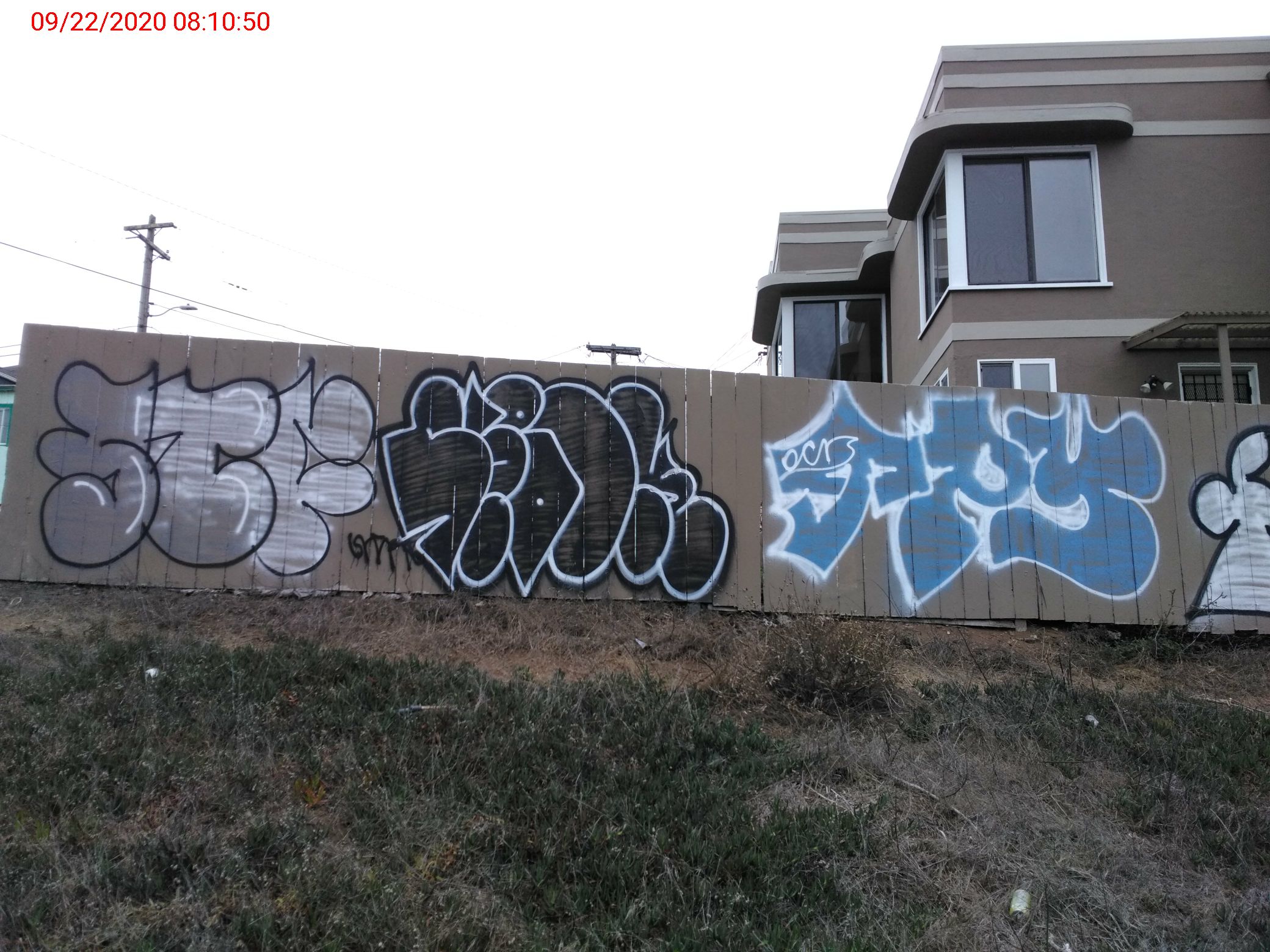 Graffiti at 939 Randolph St