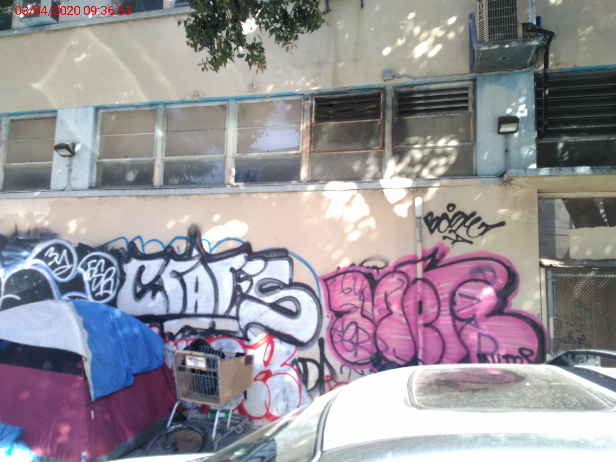 Graffiti at 33 GOUGH ST