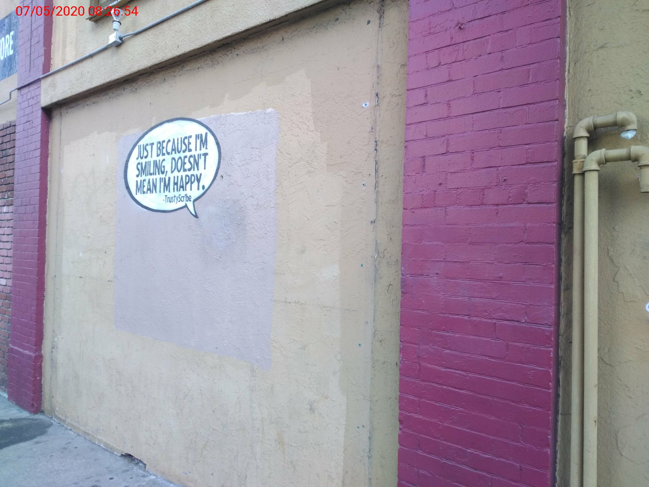 Graffiti at 699 03RD ST