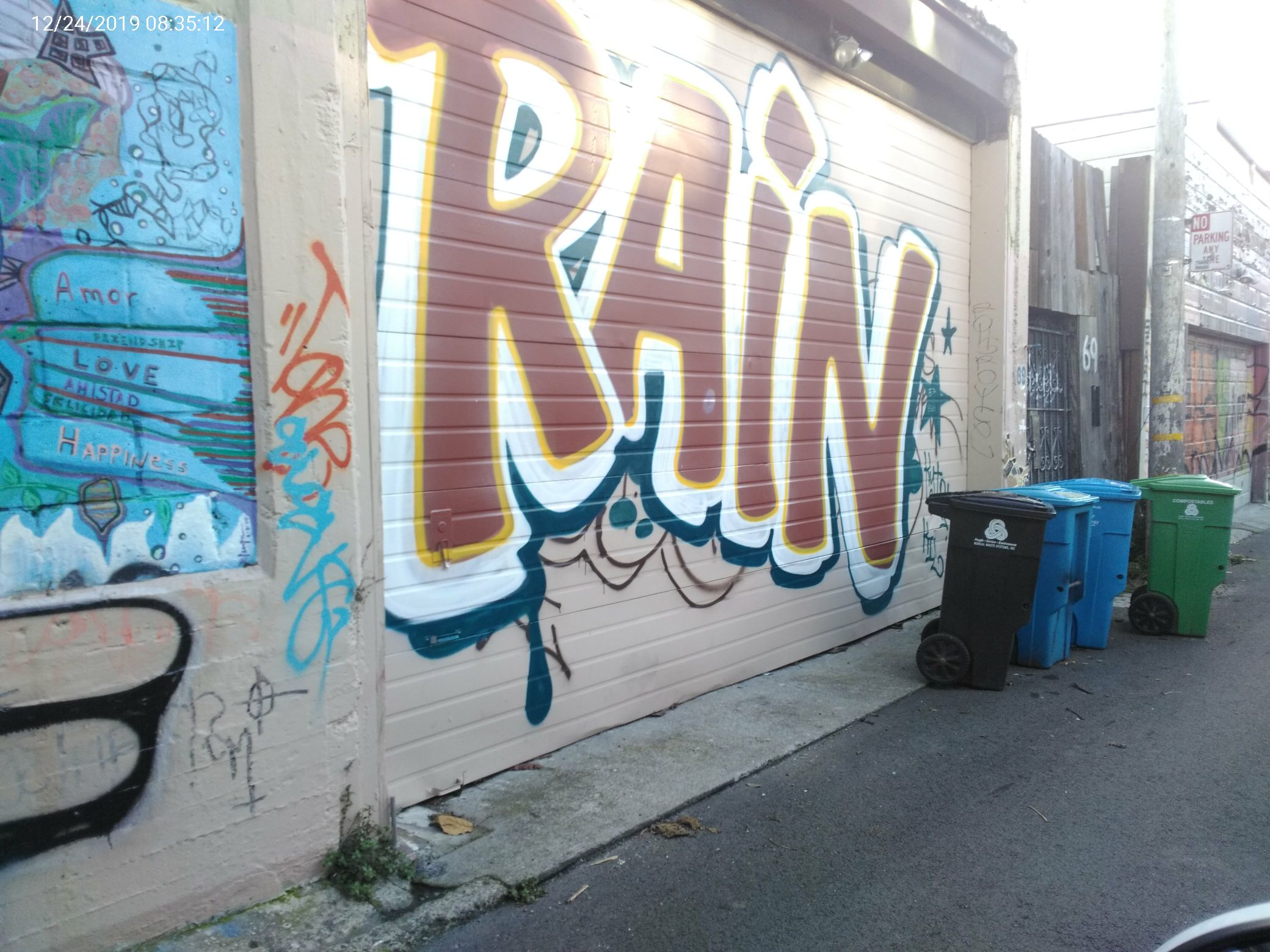 Graffiti at 1155 SHOTWELL ST