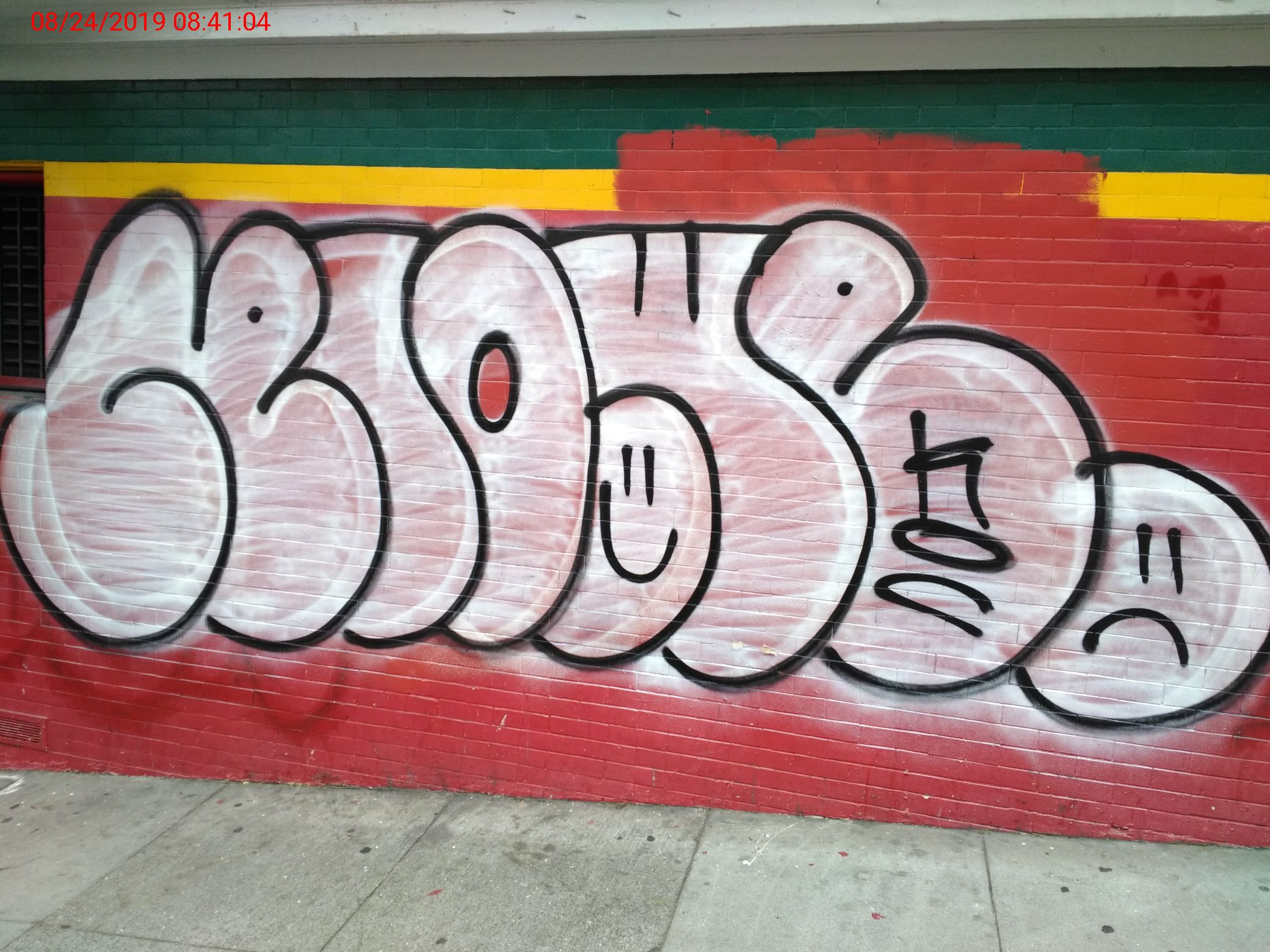 Graffiti at 500 Haight St