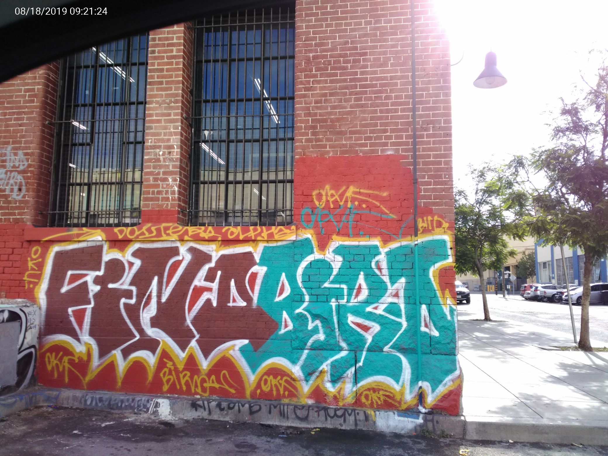 Graffiti at 1590 BRYANT ST