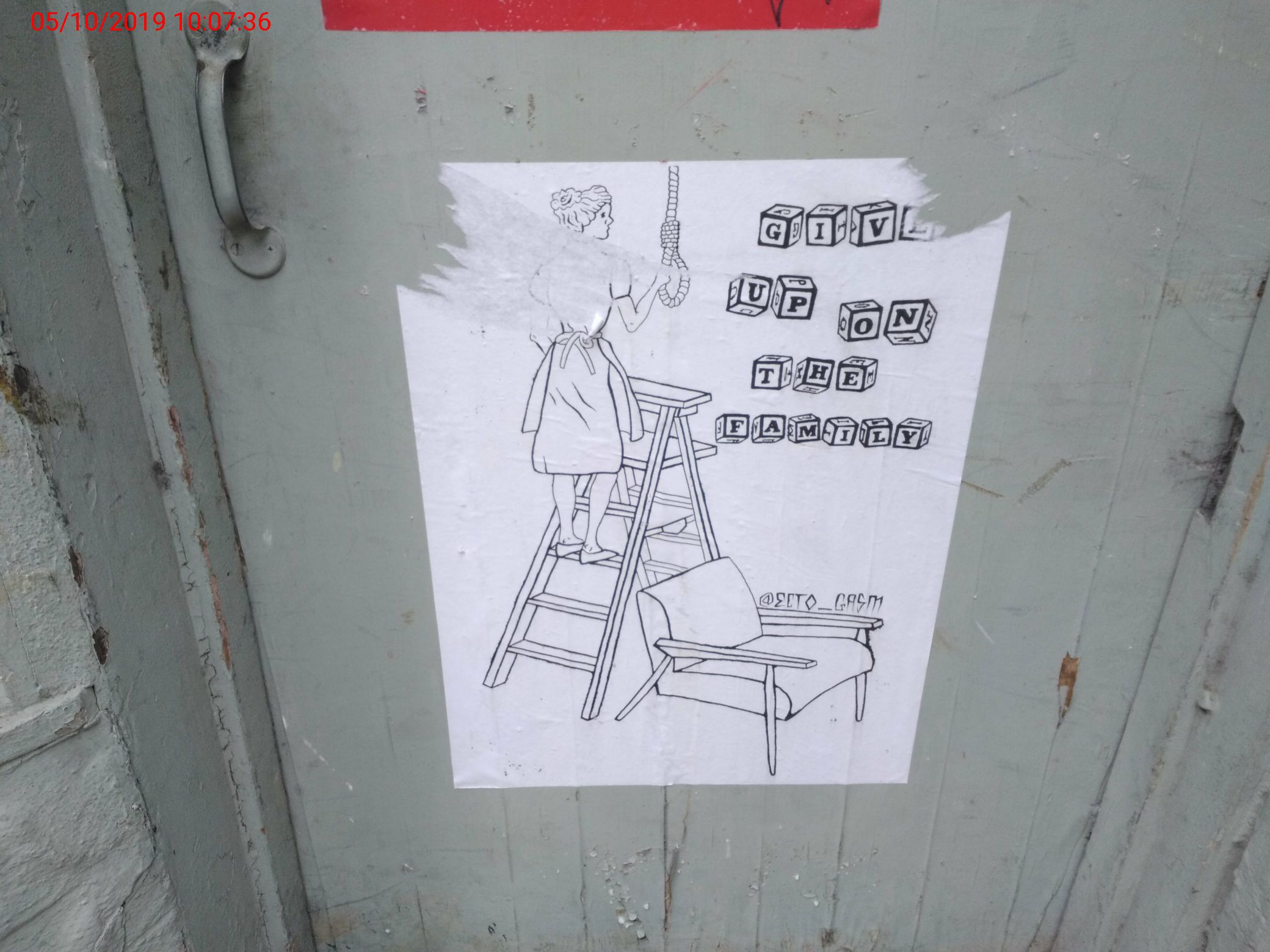Graffiti at 68 Waller St