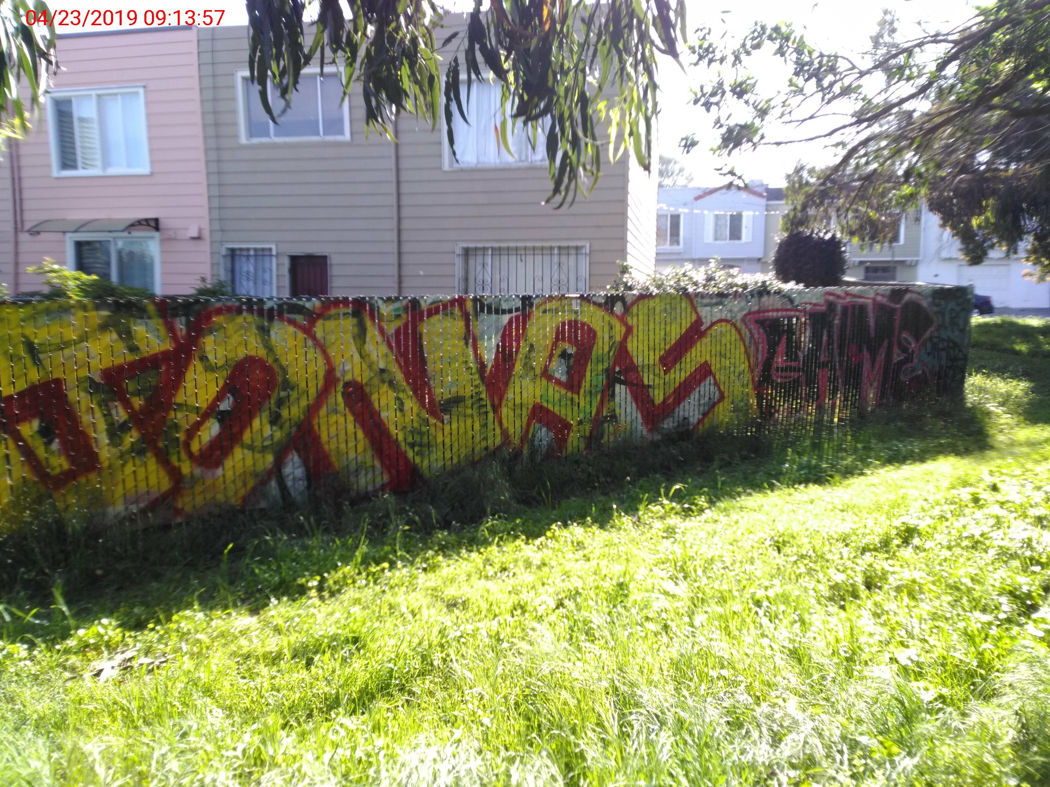 Graffiti at 143 ORIZABA AVE