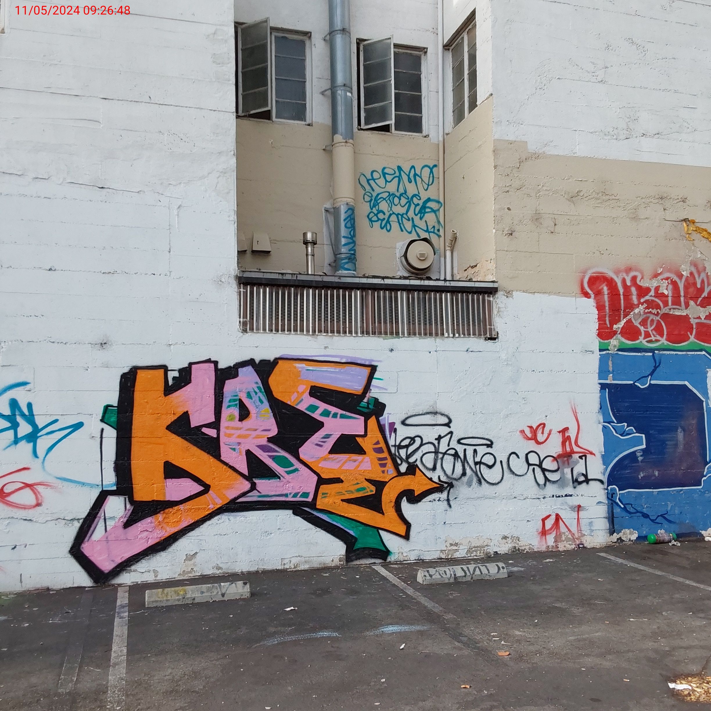 Graffiti at 65 09TH ST