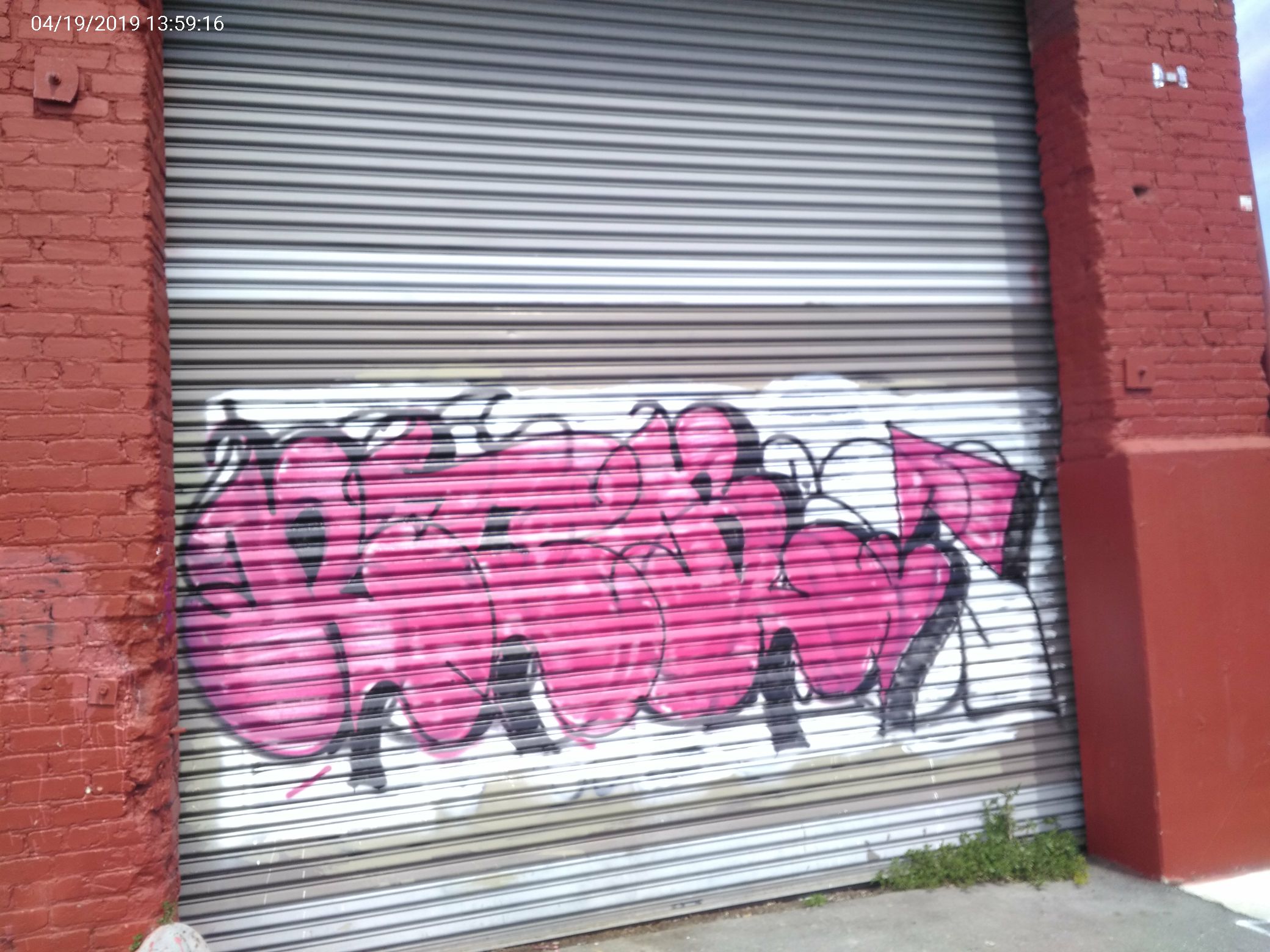 Graffiti at 68 12TH ST