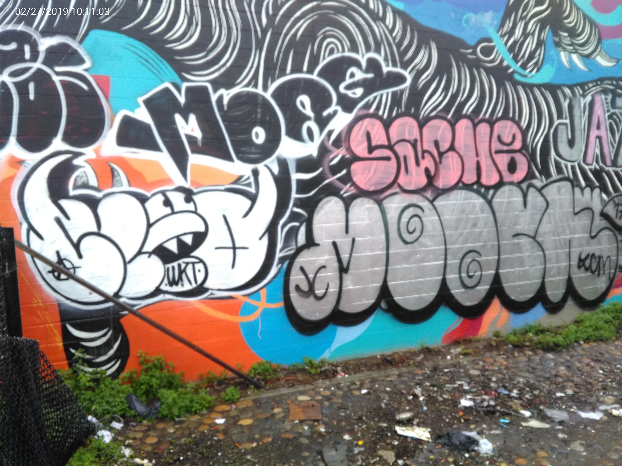 Graffiti at 600 BRYANT ST