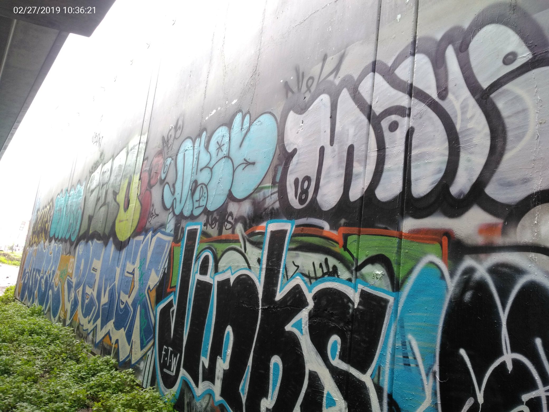 Graffiti at 640 BRYANT ST