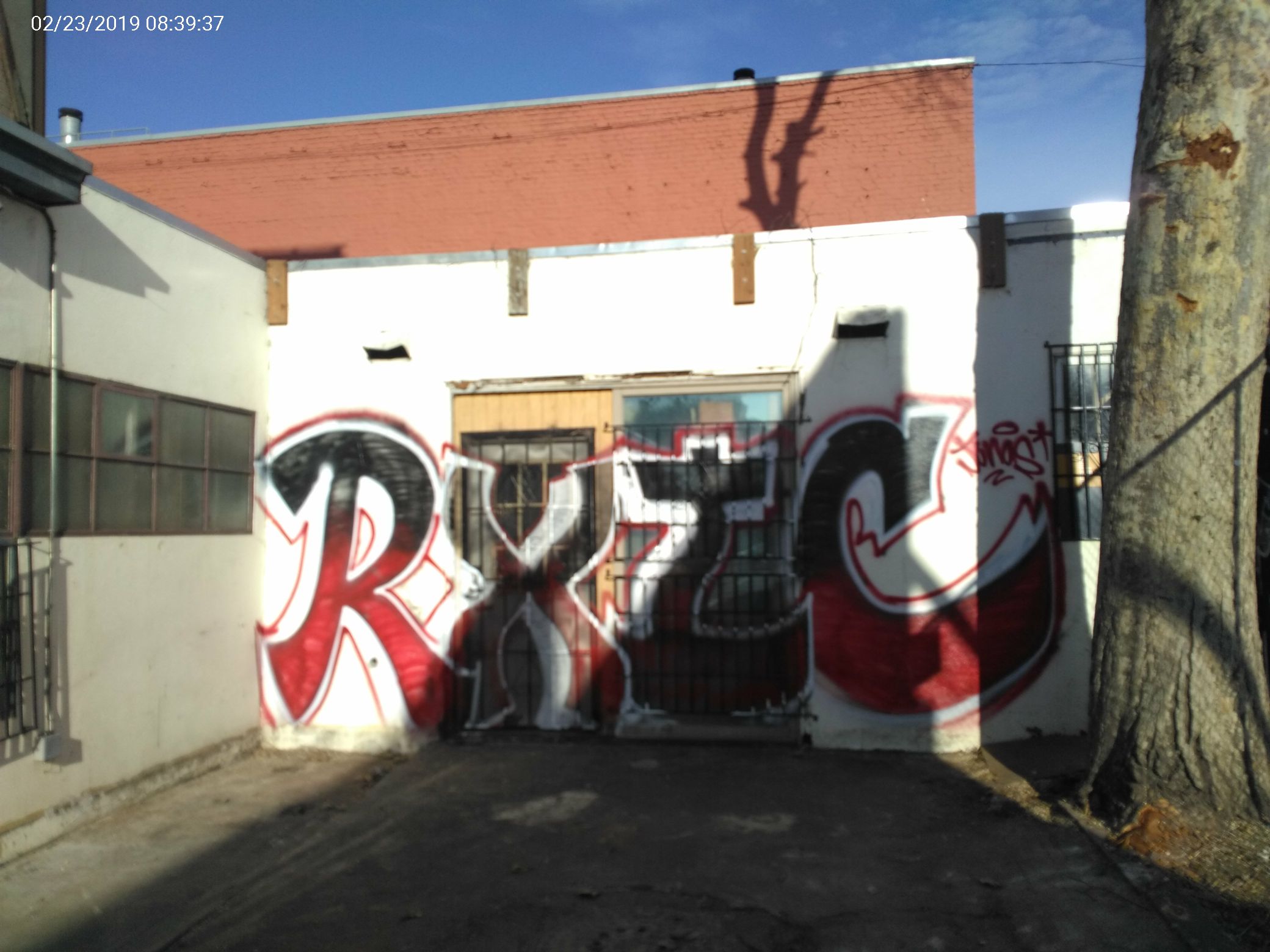 Graffiti at 10 Heron St