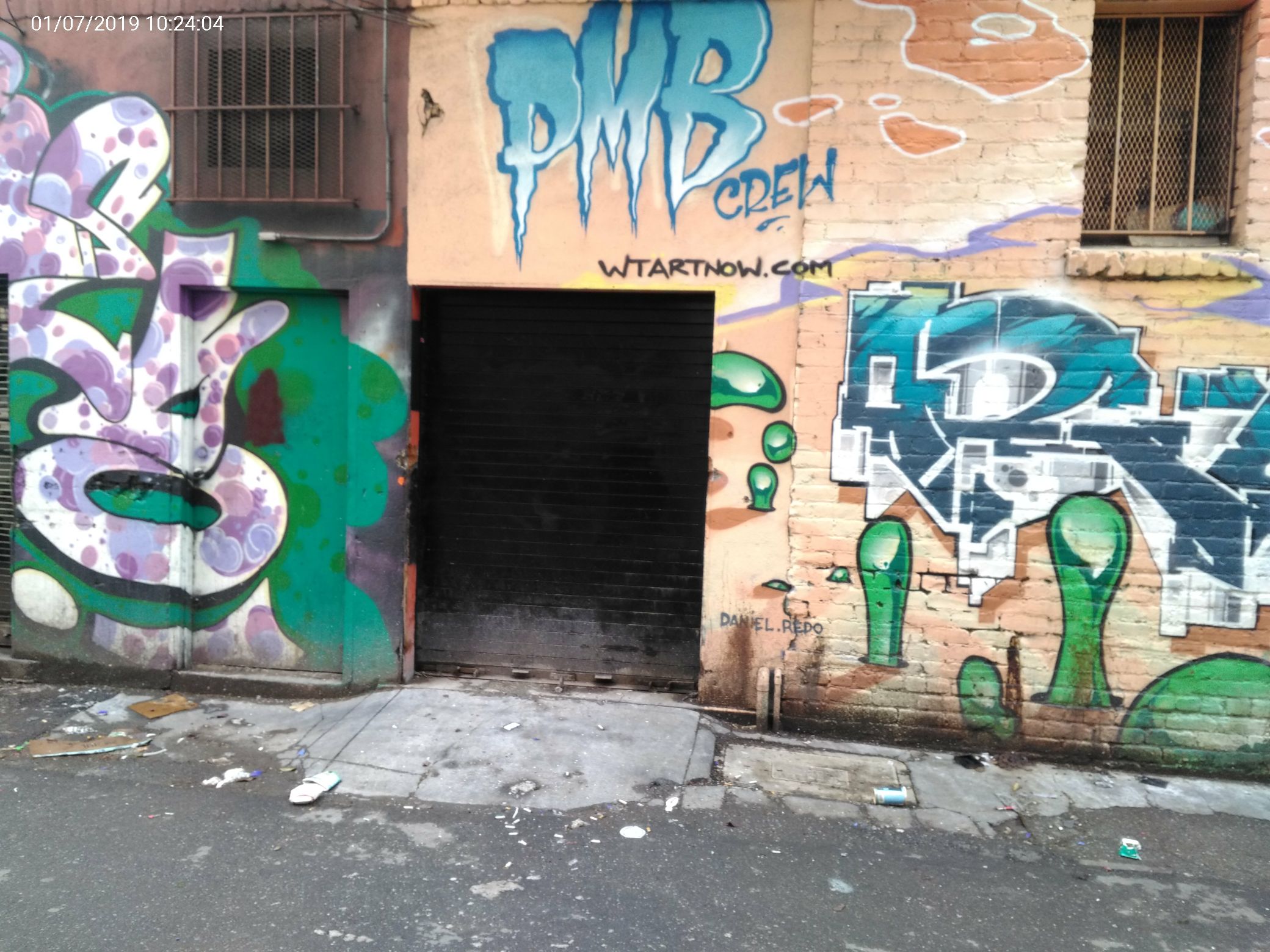Graffiti at 527 03RD ST