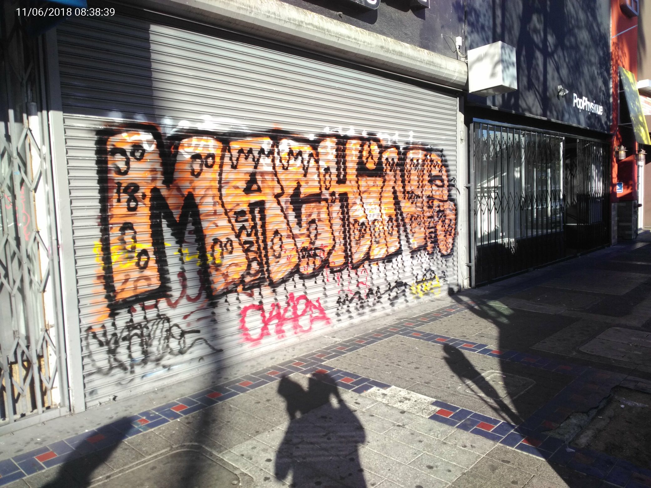 Graffiti at 2748 MISSION ST