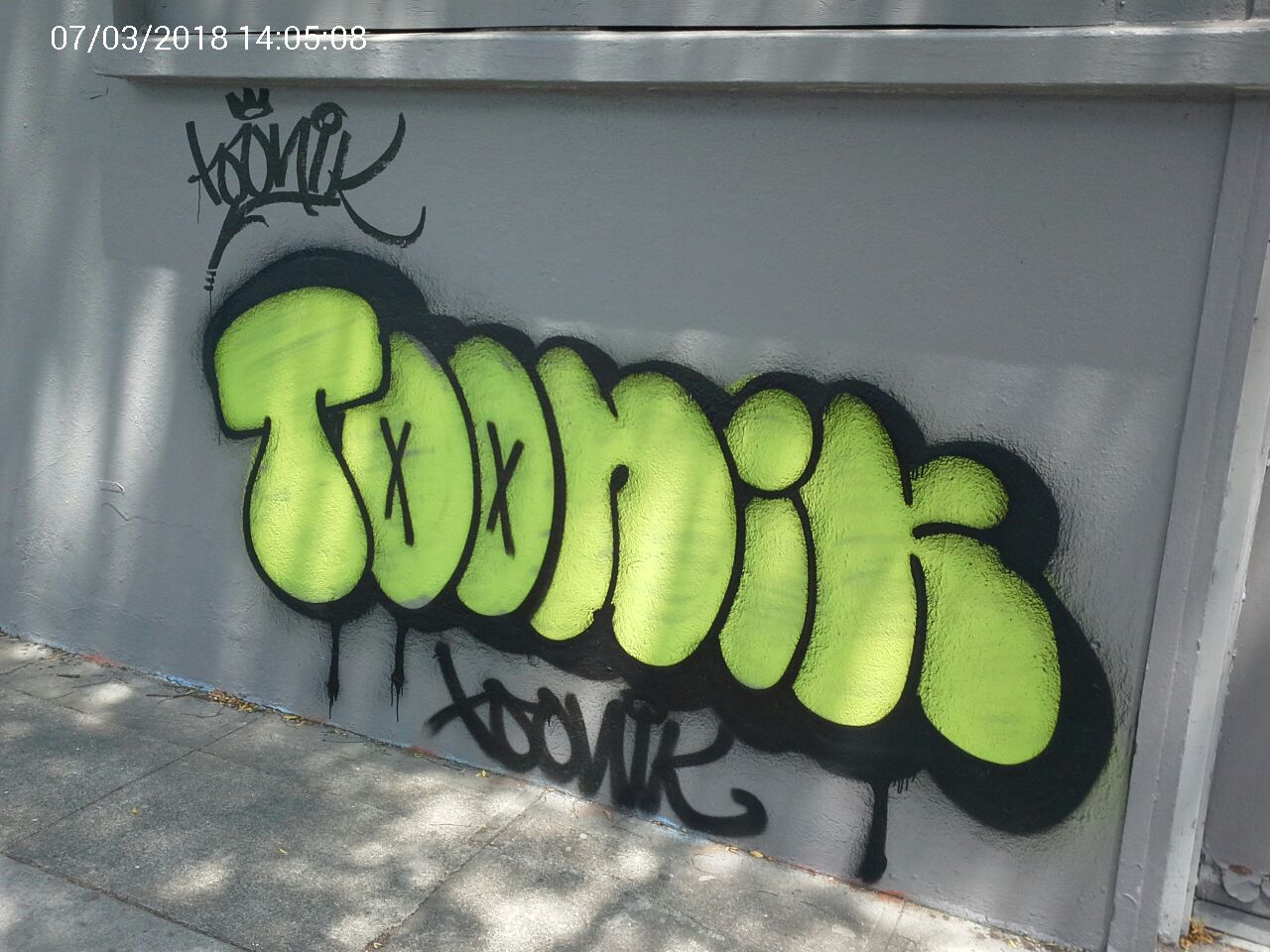 Graffiti at 2675 Folsom St