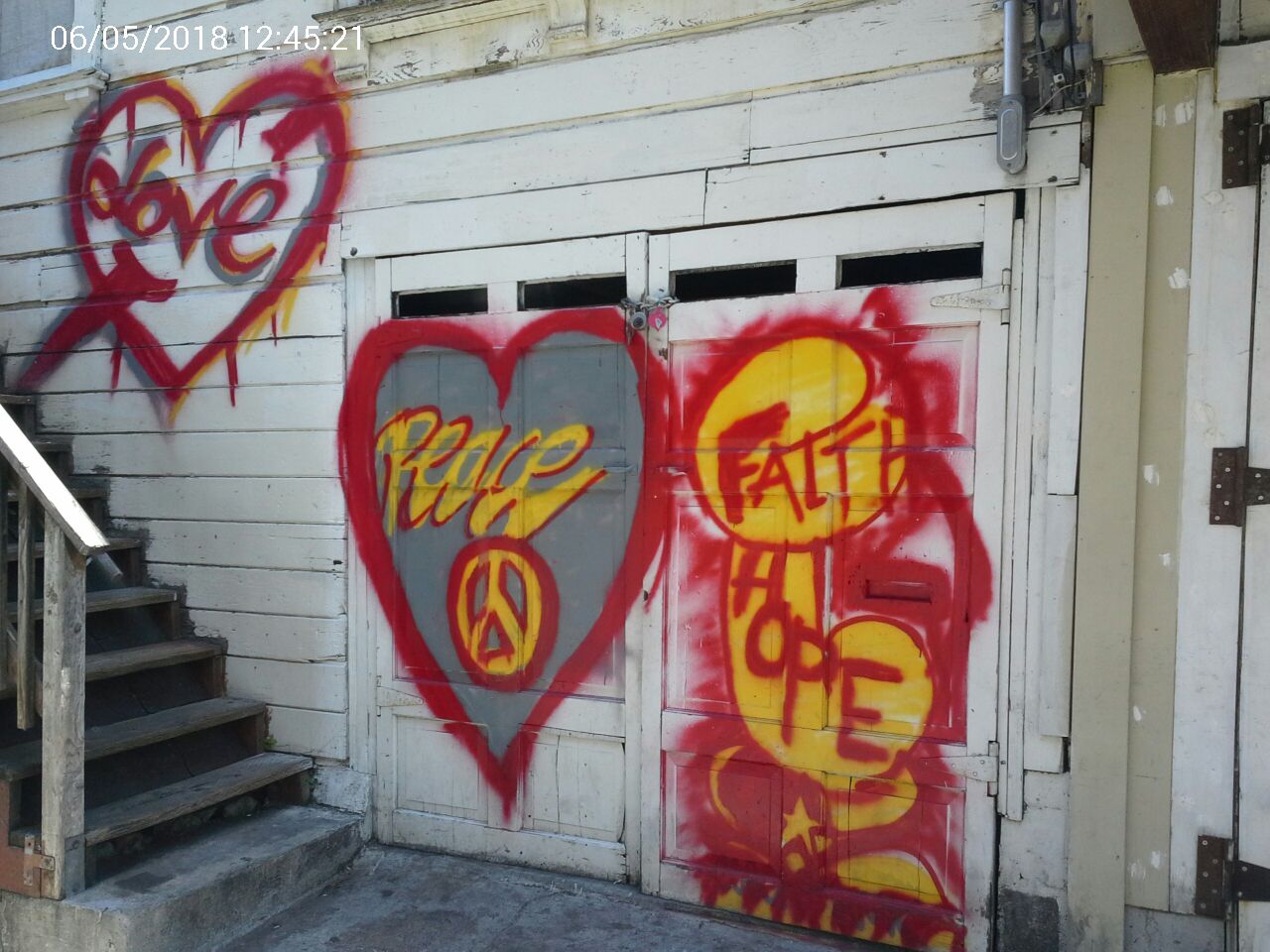 Graffiti at 25 Lucky St