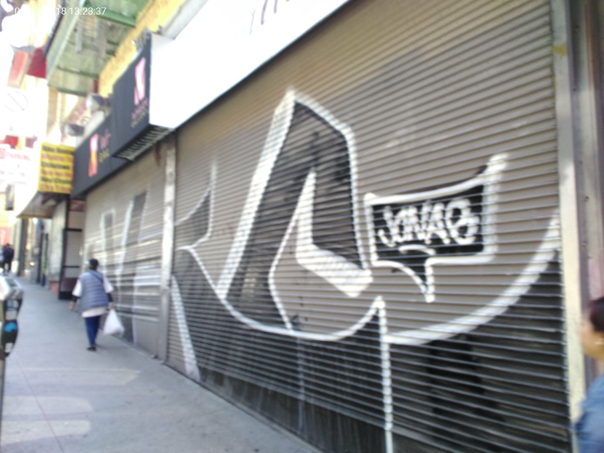 Graffiti at 621 GRANT AVE