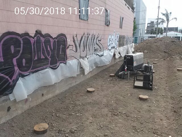 Graffiti at 285 SHIPLEY ST