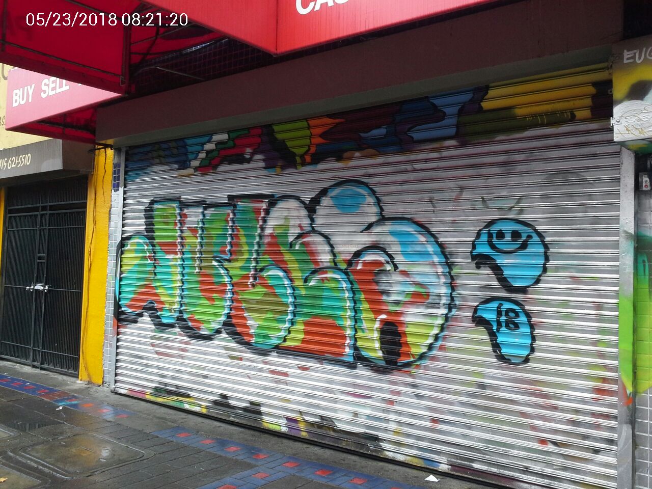 Graffiti at 2050 MISSION ST