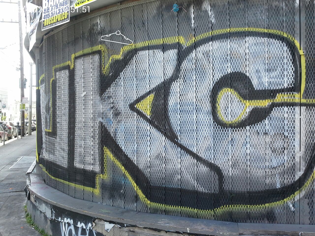 Graffiti at 2205 MISSION ST