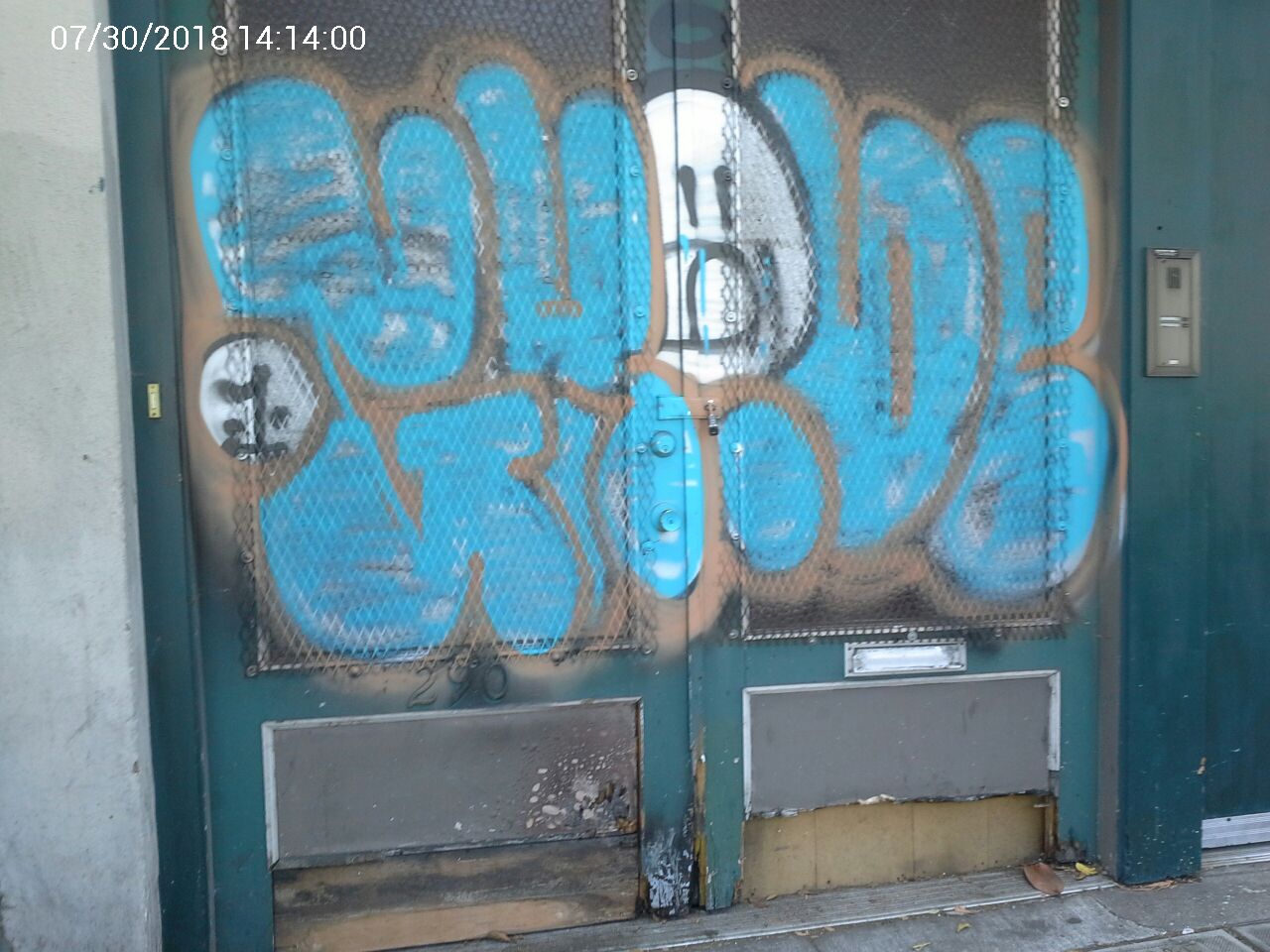Graffiti at 298 07TH ST