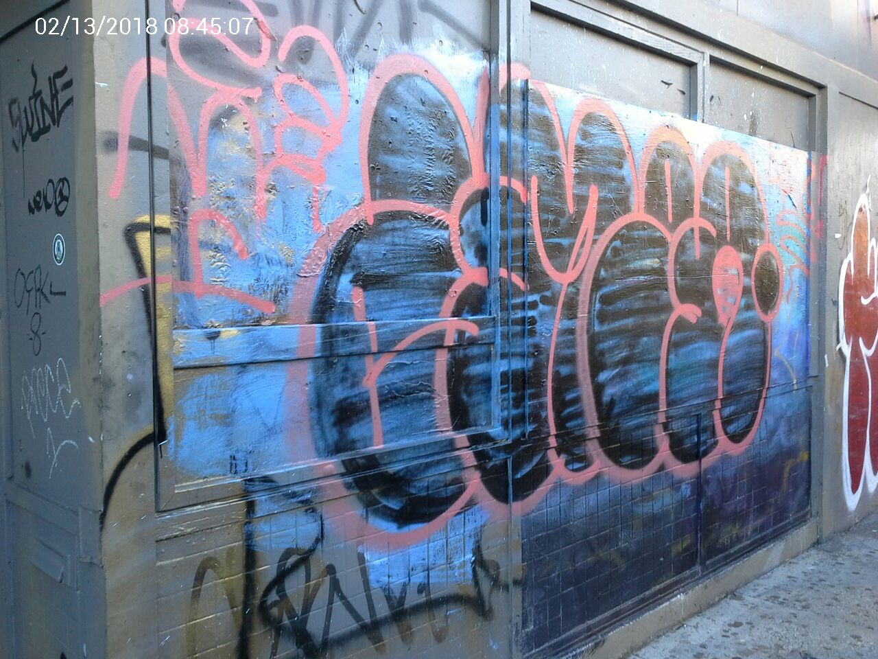 Graffiti at 2183 MISSION ST