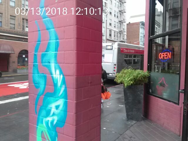 Graffiti at 901 LARKIN ST