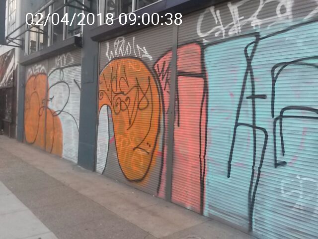 Graffiti at 921 Howard St