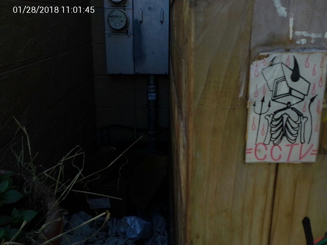 Graffiti at 2649 FOLSOM ST