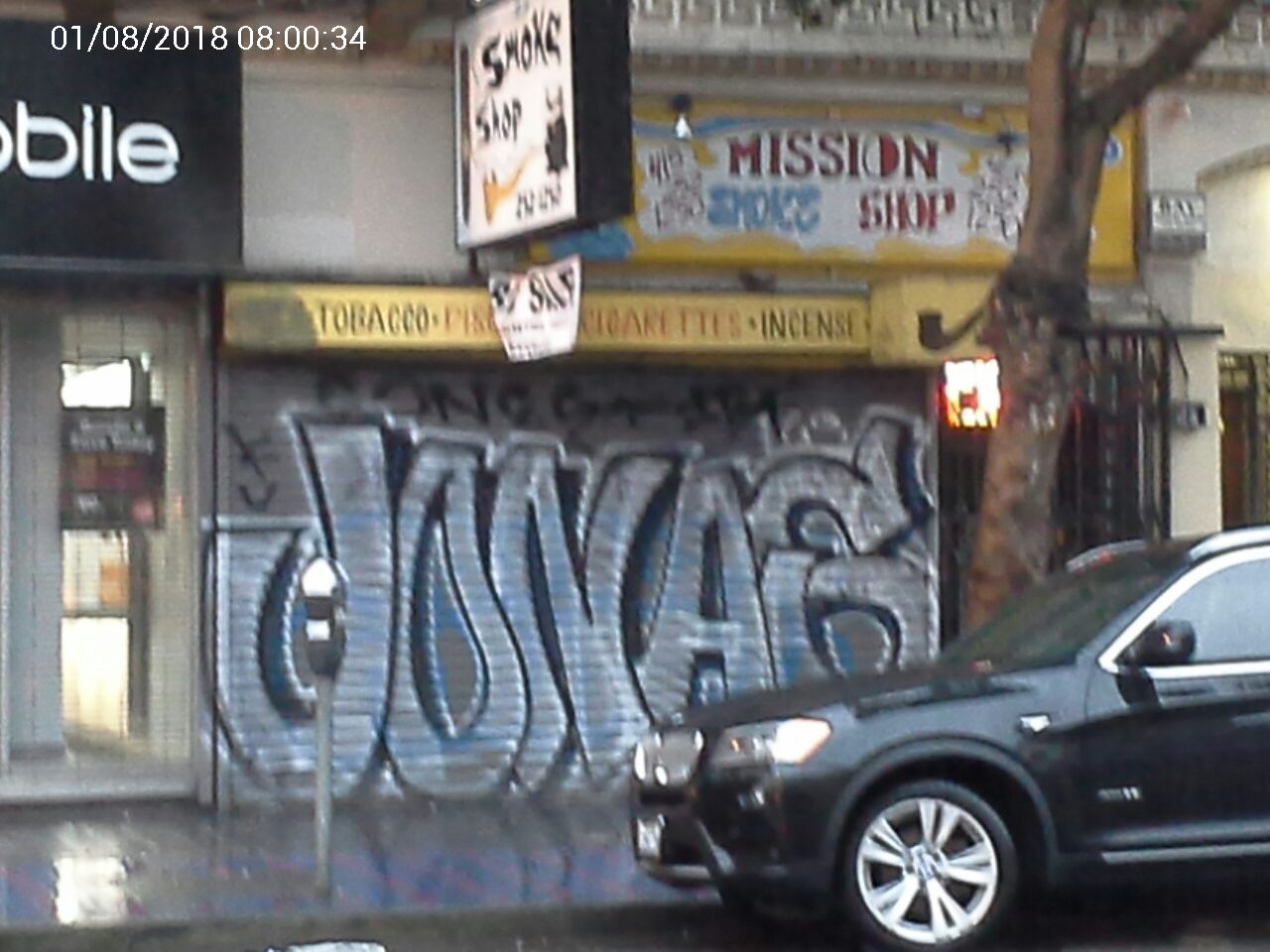 Graffiti at 2059 MISSION ST