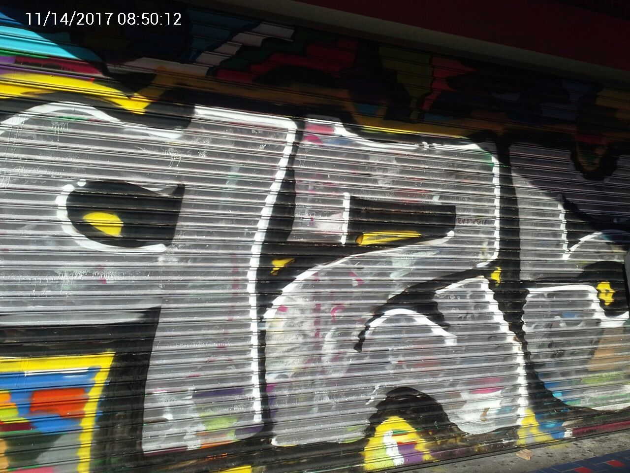 Graffiti at 2050 MISSION ST