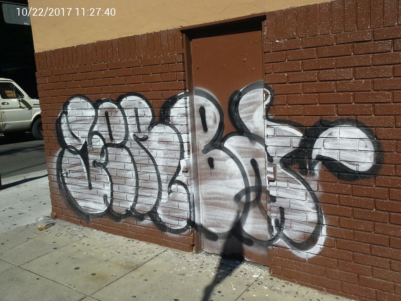 Graffiti at 3232 21ST ST