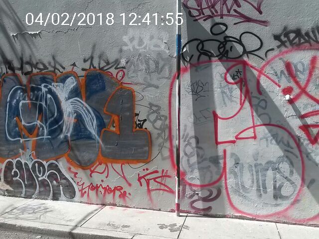 Graffiti at 401 VALENCIA ST