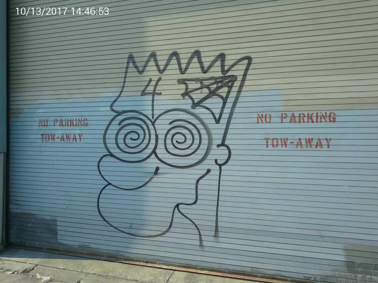 Graffiti at 552 BERRY ST